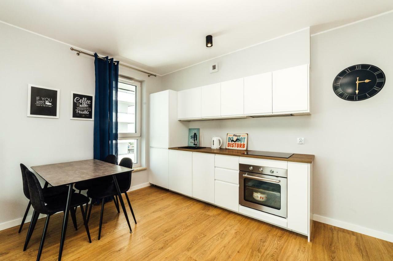 Pobookowane Stocznia Apartments Gdansk Ngoại thất bức ảnh