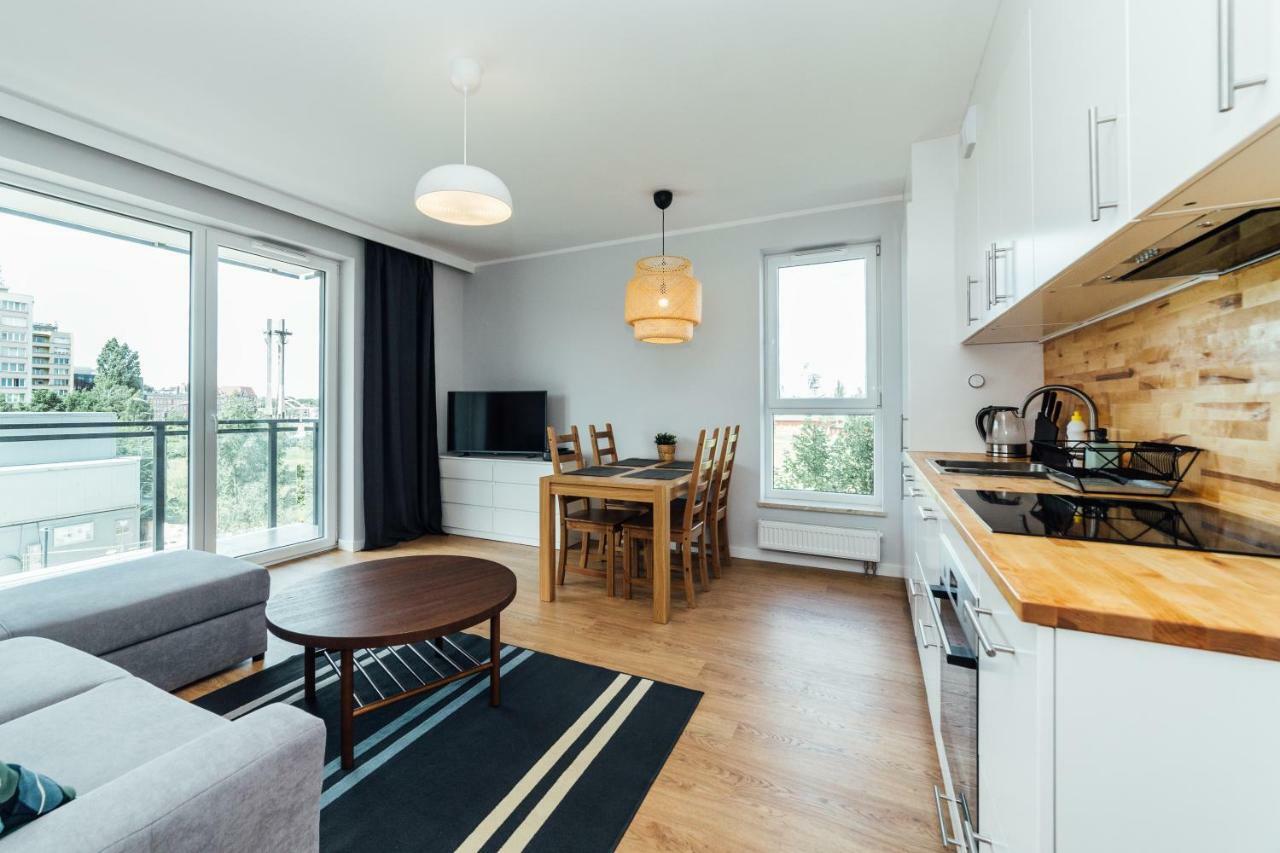Pobookowane Stocznia Apartments Gdansk Ngoại thất bức ảnh